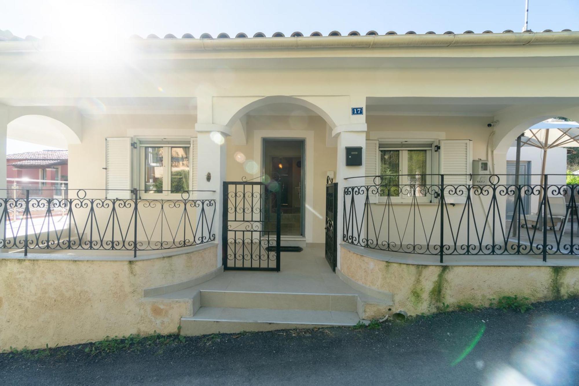 Villa Sweet Luxury House Alepou Exterior foto